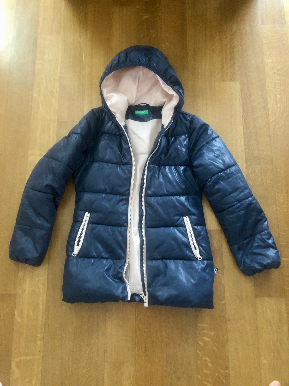 Benetton winterjas maat 128, Kinderen en Baby's, Ophalen of Verzenden, Gebruikt, Meisje, Jas