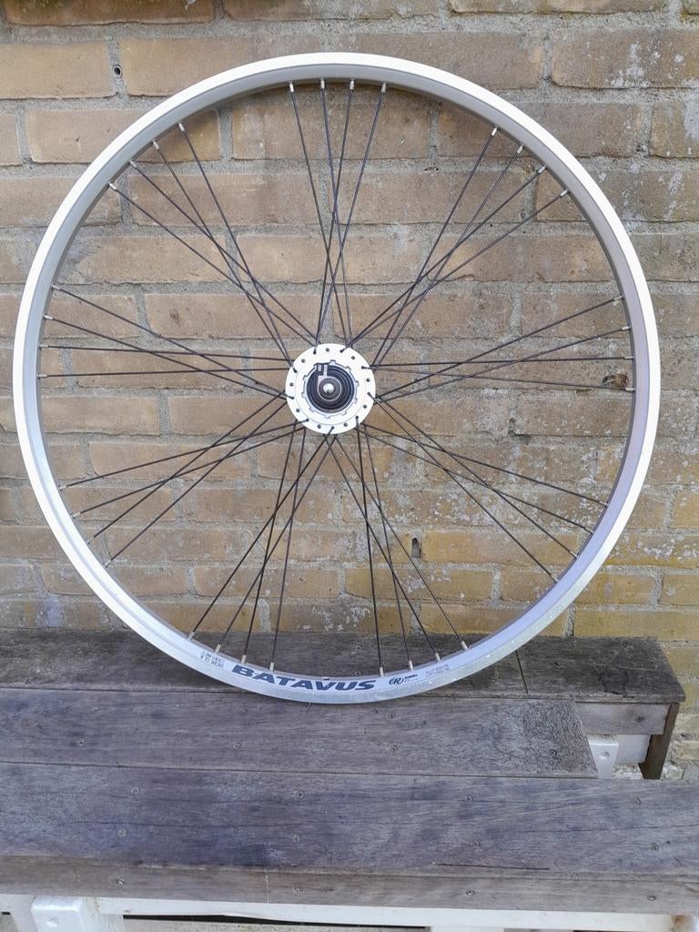 Fietsvelg 28 inch Aluminium met Naafdynamo, Fietsen en Brommers, Gebruikt, Batavus, Aluminium, Stadsfiets