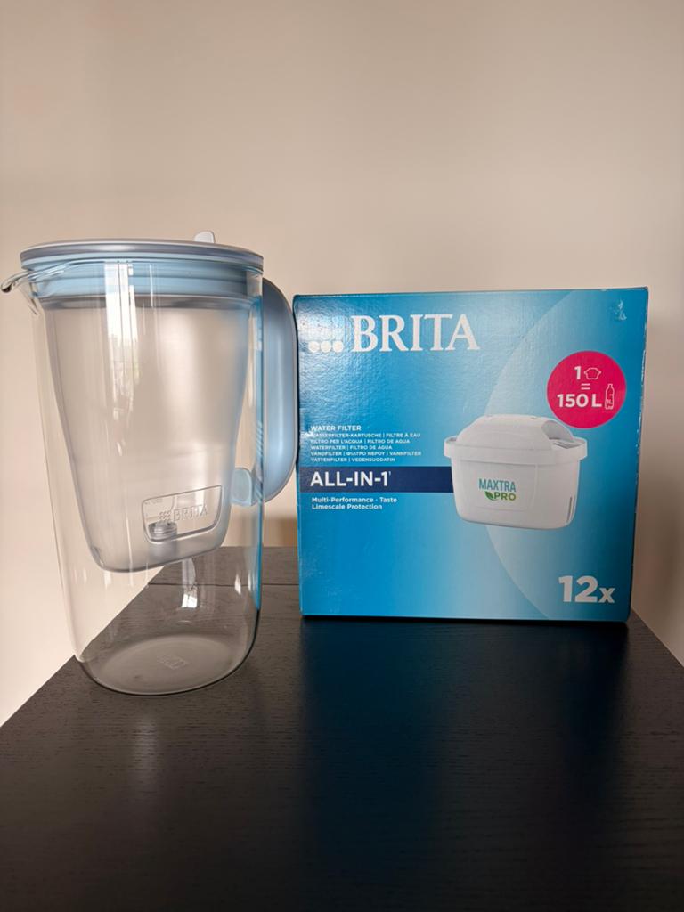 Brita glazen waterfilterkan 2,5L + filters, Ophalen, Zo goed als nieuw