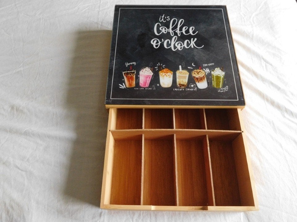 Koffie Thee Box Bewaar doos Opbergdoos 30x 30 cm.Nieuw €2,50, Overige typen, Ophalen, Nieuw, Hout