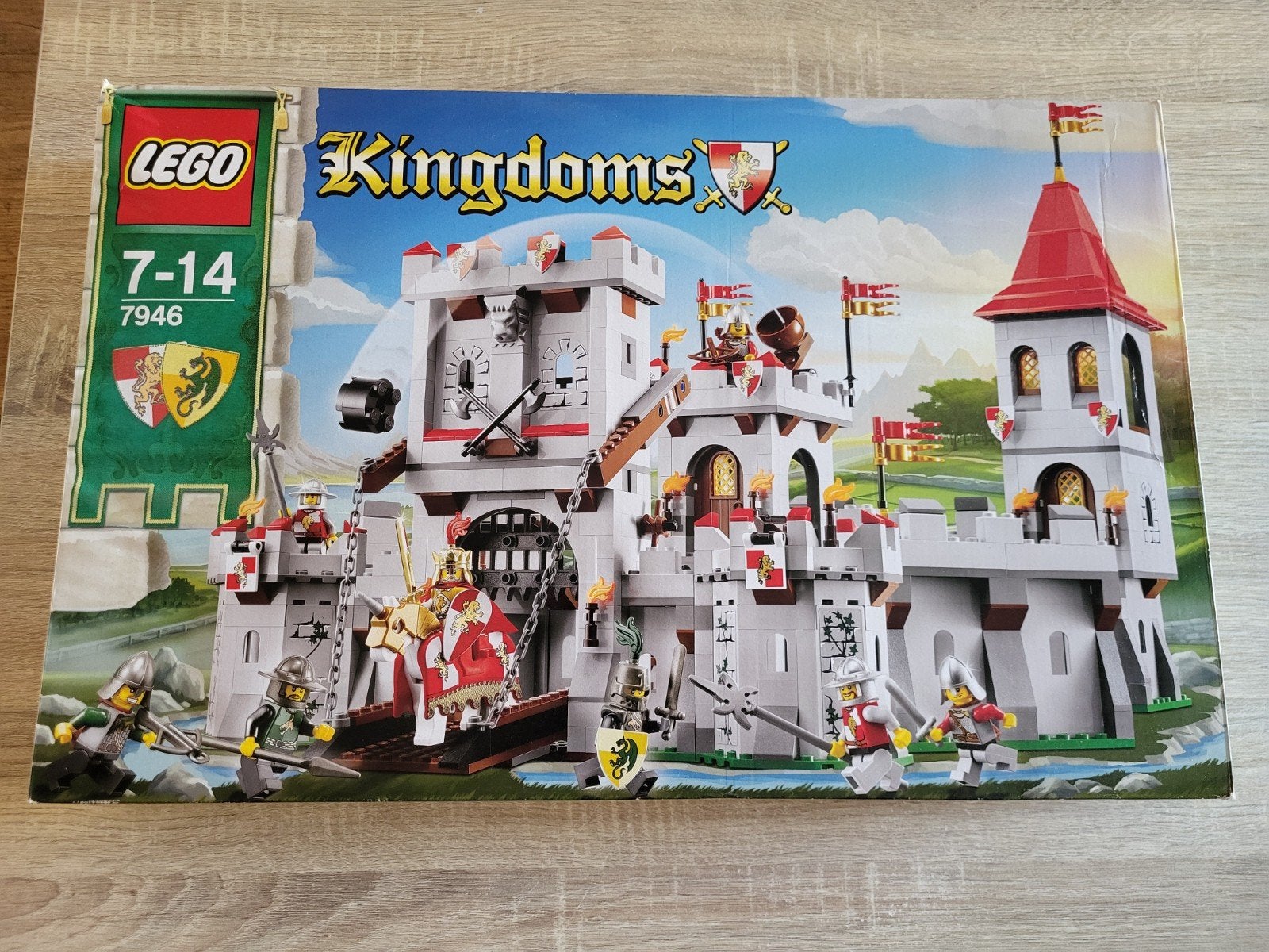 Lego Kingdoms 7946 Koningskasteel - Compleet met doos, Inclusief instructies, Lego, Ophalen of Verzenden, Zo goed als nieuw