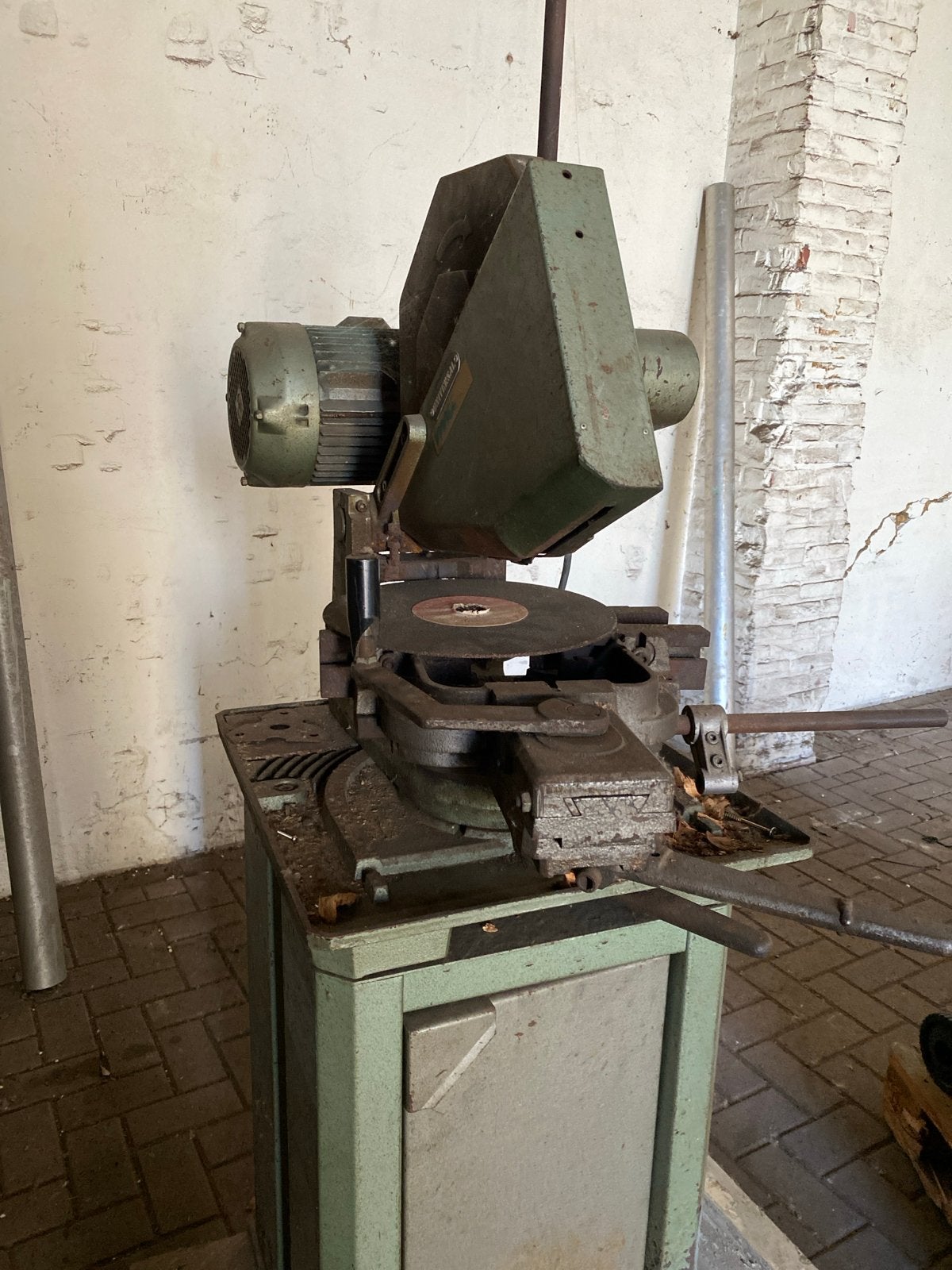 Robuuste afkortzaag - Ideaal voor metaalbewerking, Ophalen, Gebruikt, 70 mm of meer, Afkortzaag