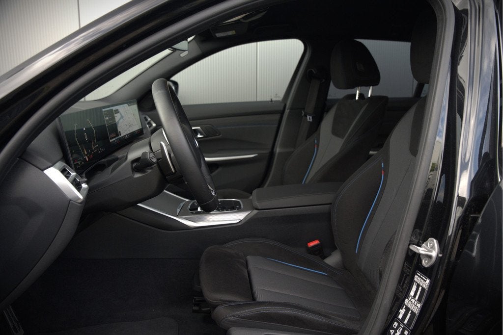 BMW 3 Serie Touring 330i xDrive High Excecutive M Sport | M, Auto's, Automaat, 1998 cc, Zwart, 4 cilinders