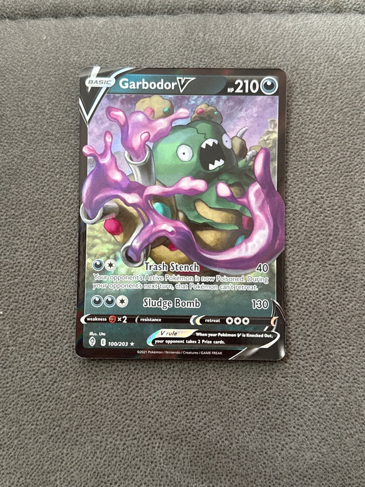 Garbodor V 100/203 Evolving Skies Pokémon Kaart, Ophalen of Verzenden, Zo goed als nieuw, Losse kaart