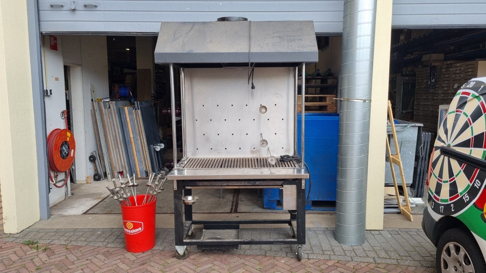 Ivas-Hendi Gas BBQ met Draaispit en Afzuigkap, Tuin en Terras, Ophalen, Zo goed als nieuw, Ivas Hendi