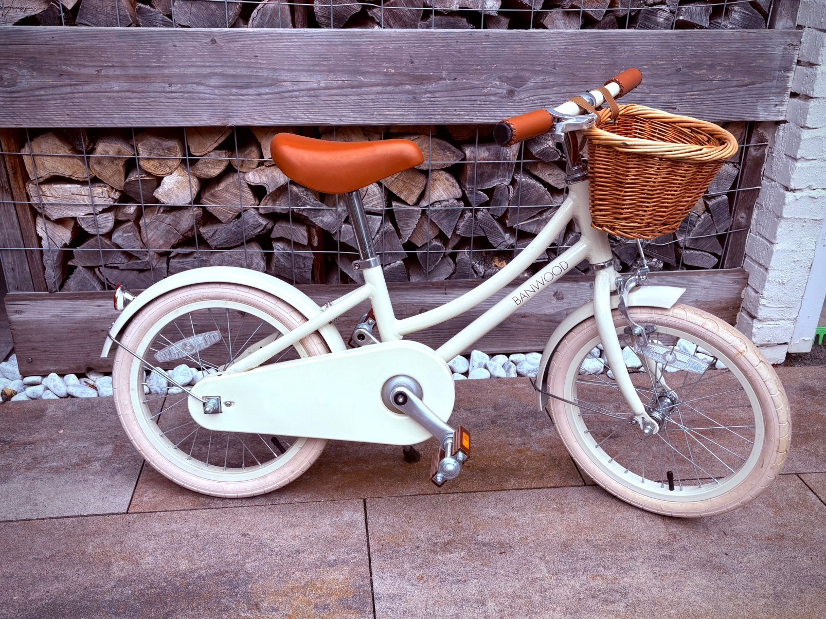Banwood fiets 16 inch, Ophalen, Zo goed als nieuw, 16 tot 20 inch, Zijwieltjes