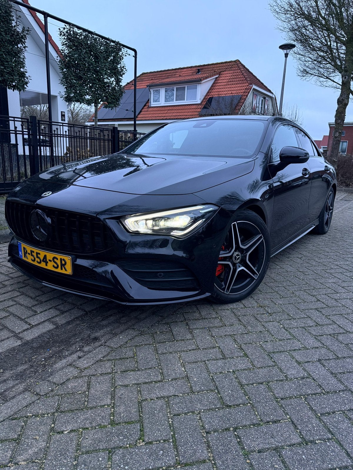 Mercedes-Benz CLA AMG 200 163PK 2022/NED AUTO/PANO, Auto's, CLA, Zwart, 4 cilinders, 715 kg