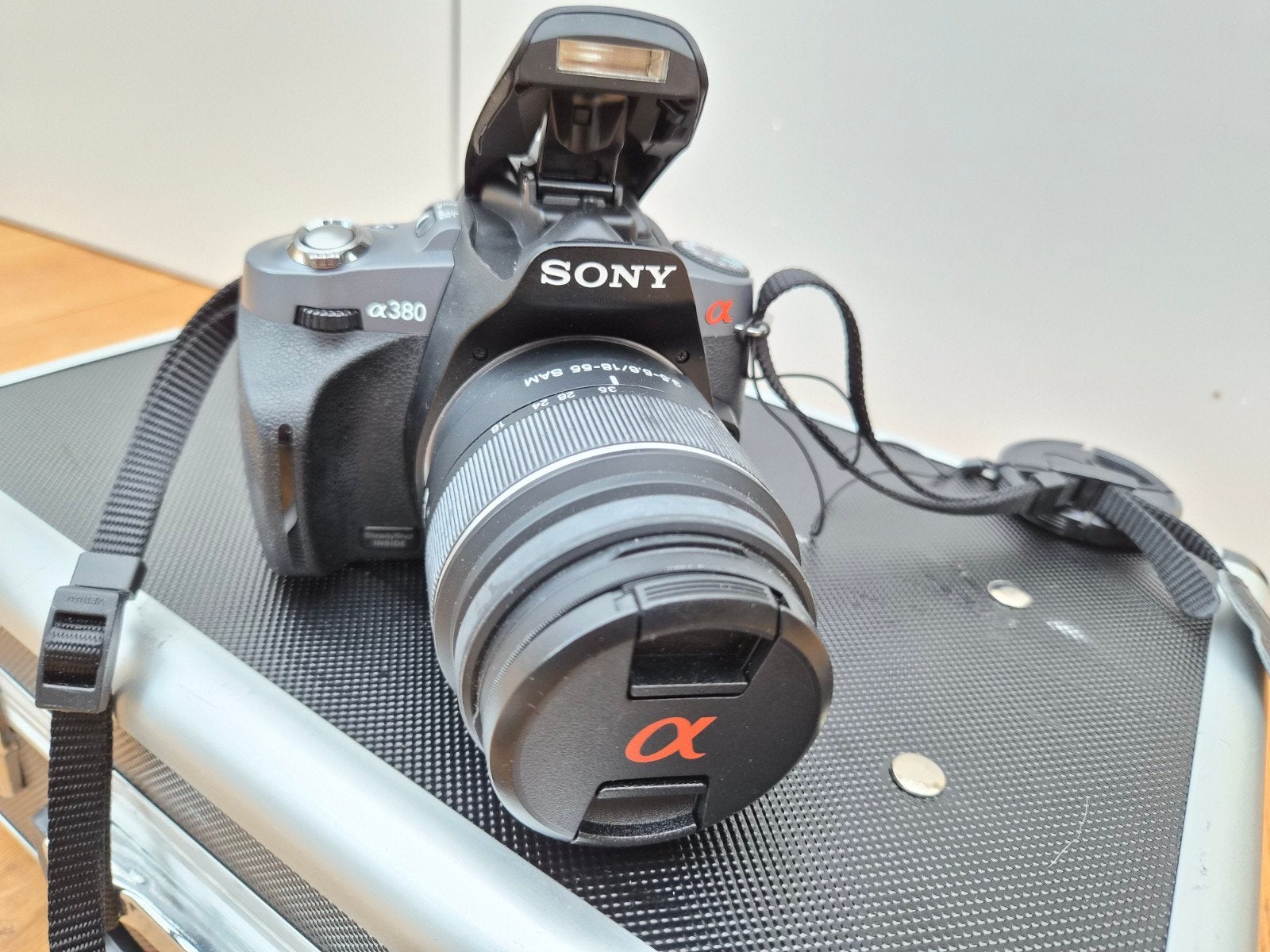 Sony Alpha A380 18-55mm SAM lens, Ophalen of Verzenden, Sony