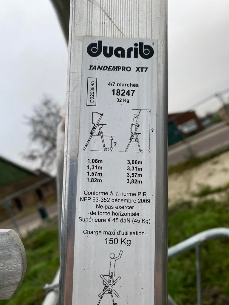 Duarib platform pro xt7 platform ladder, Ophalen of Verzenden, Gebruikt, Opvouwbaar of Inschuifbaar, 2 tot 4 meter