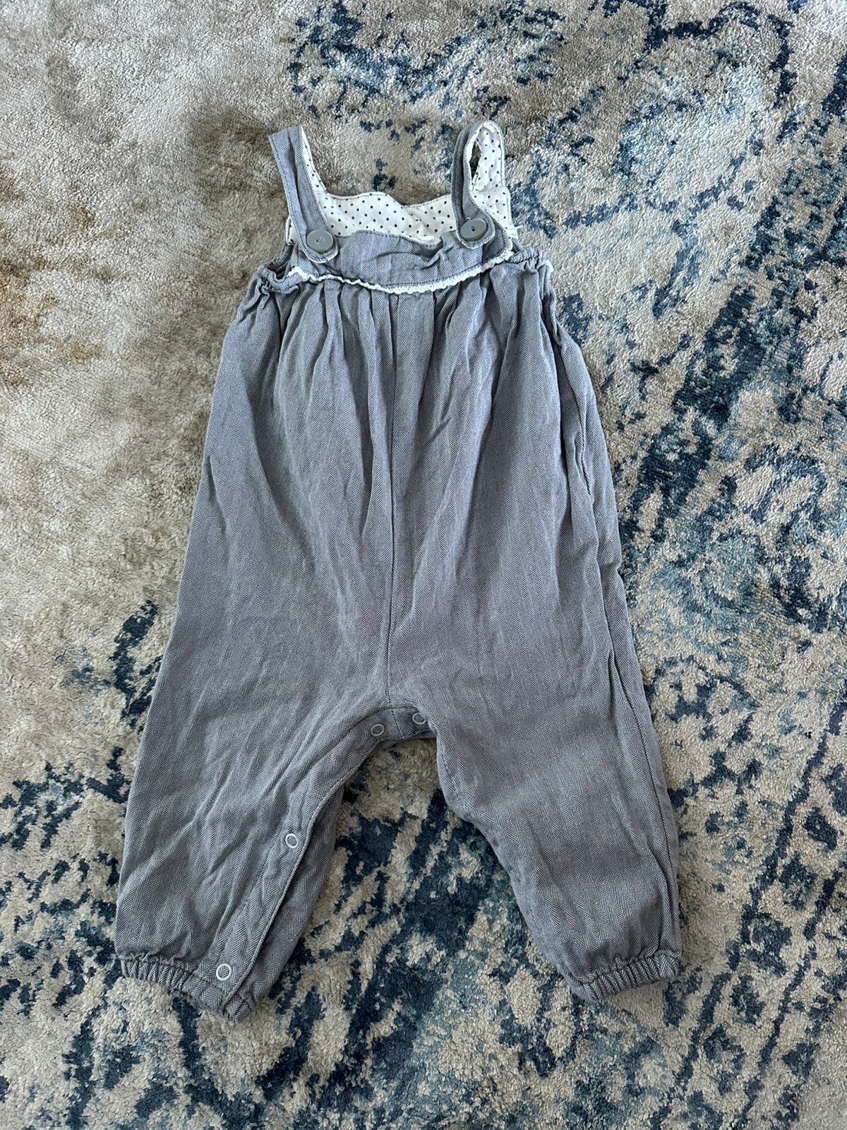 Schattige grijze salopette / tuinbroek H&M maat 74, Ophalen of Verzenden, Nieuw, Meisje, Pakje