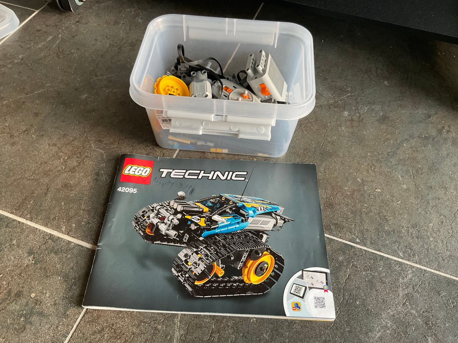 Lego rc stuntracer-42095, Ophalen, Zo goed als nieuw