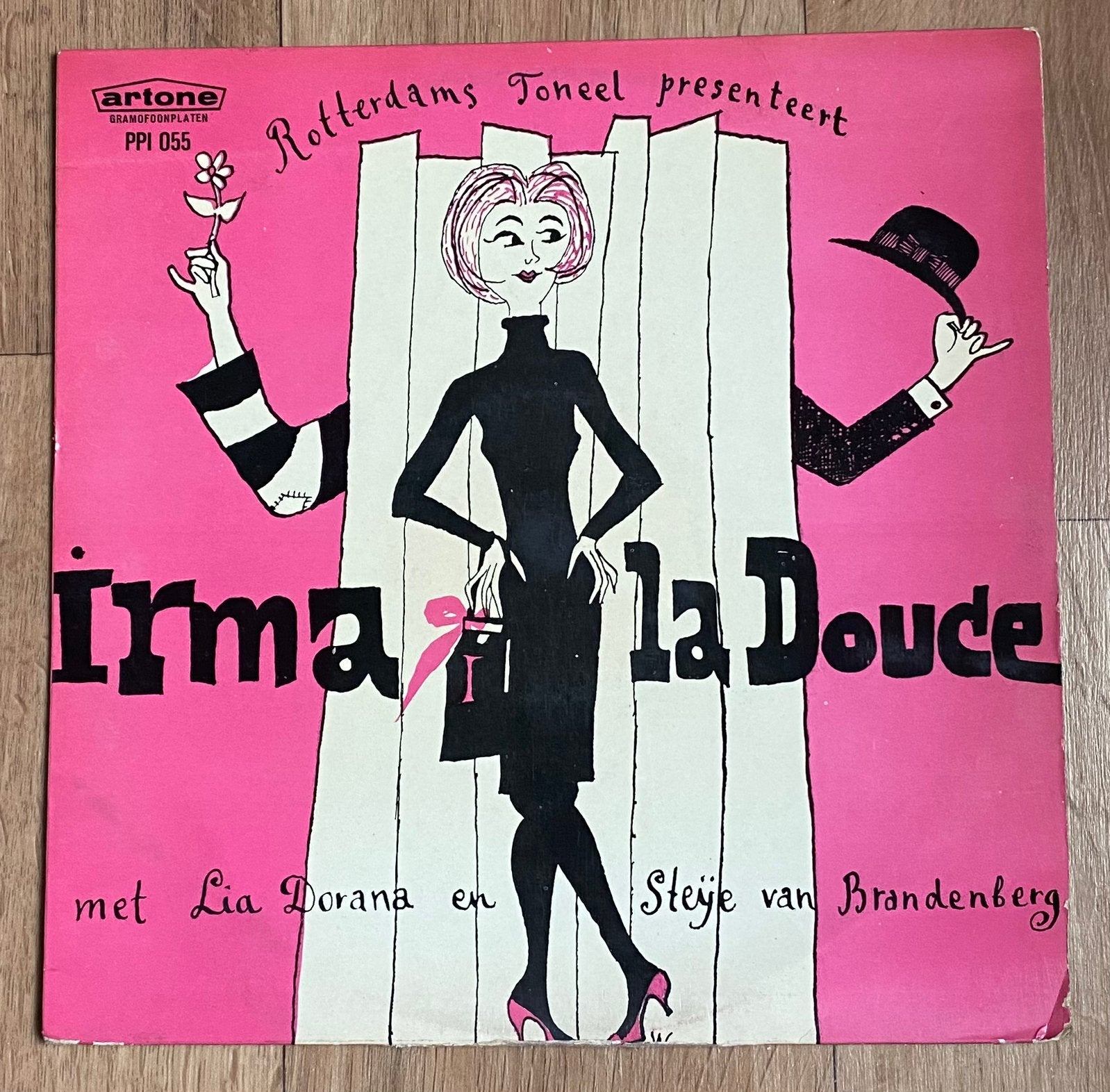 LP ROTTERDAMS TONEEL Presenteert IRMA LA DOUCE, LP, Gebruikt, Musical, Verzenden