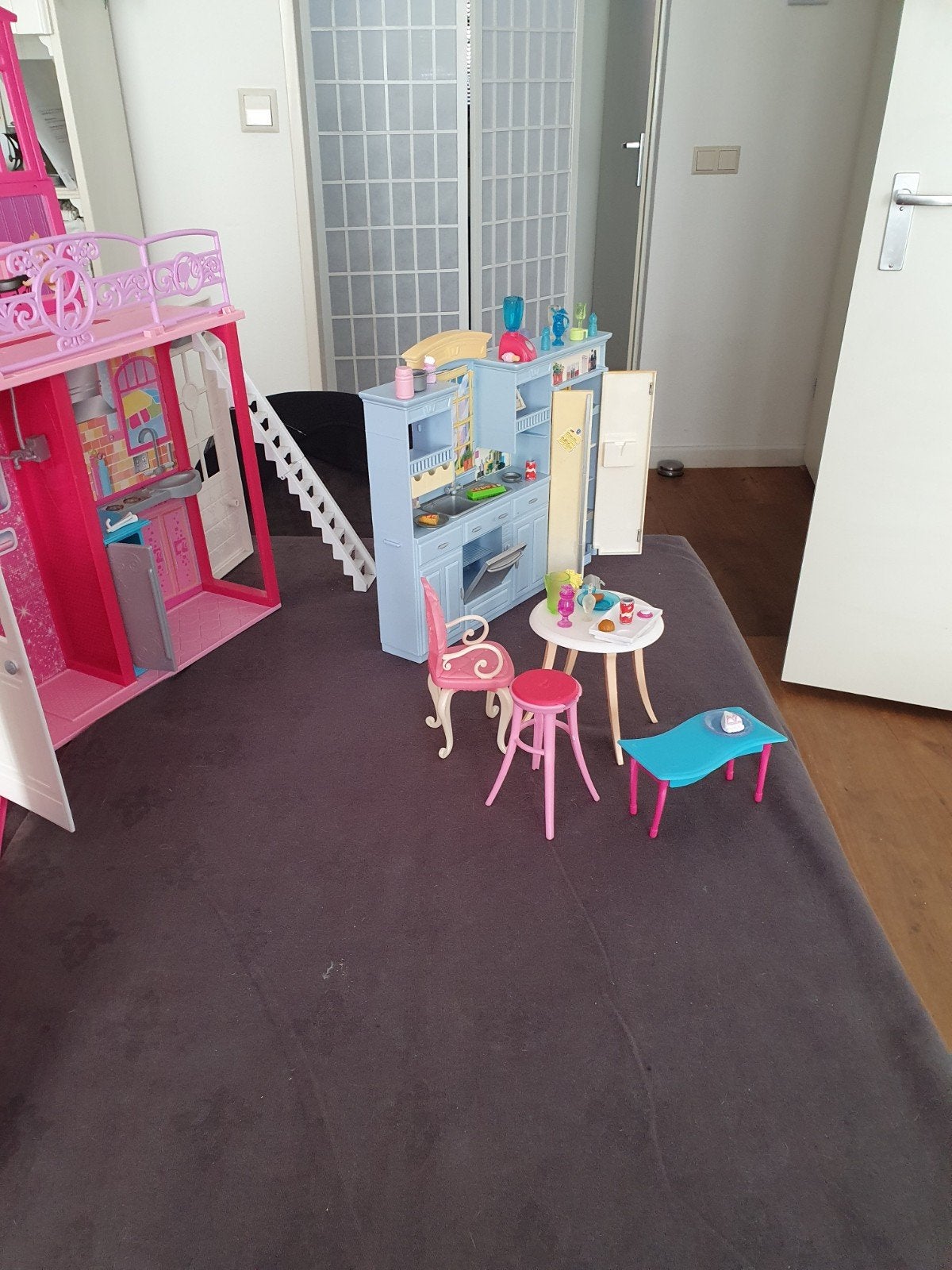 Barbie Poppenhuis met Keuken en Badkamer, Ophalen of Verzenden, Gebruikt, Poppenhuis