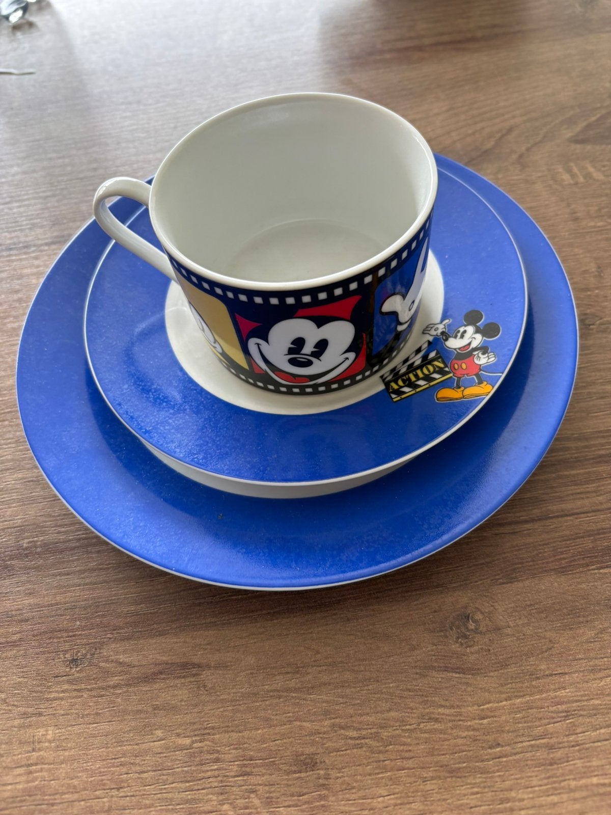 Mickey Mouse Servies Set - bord, Kop en Schotel, Verzamelen, Ophalen, Mickey Mouse, Zo goed als nieuw, Servies