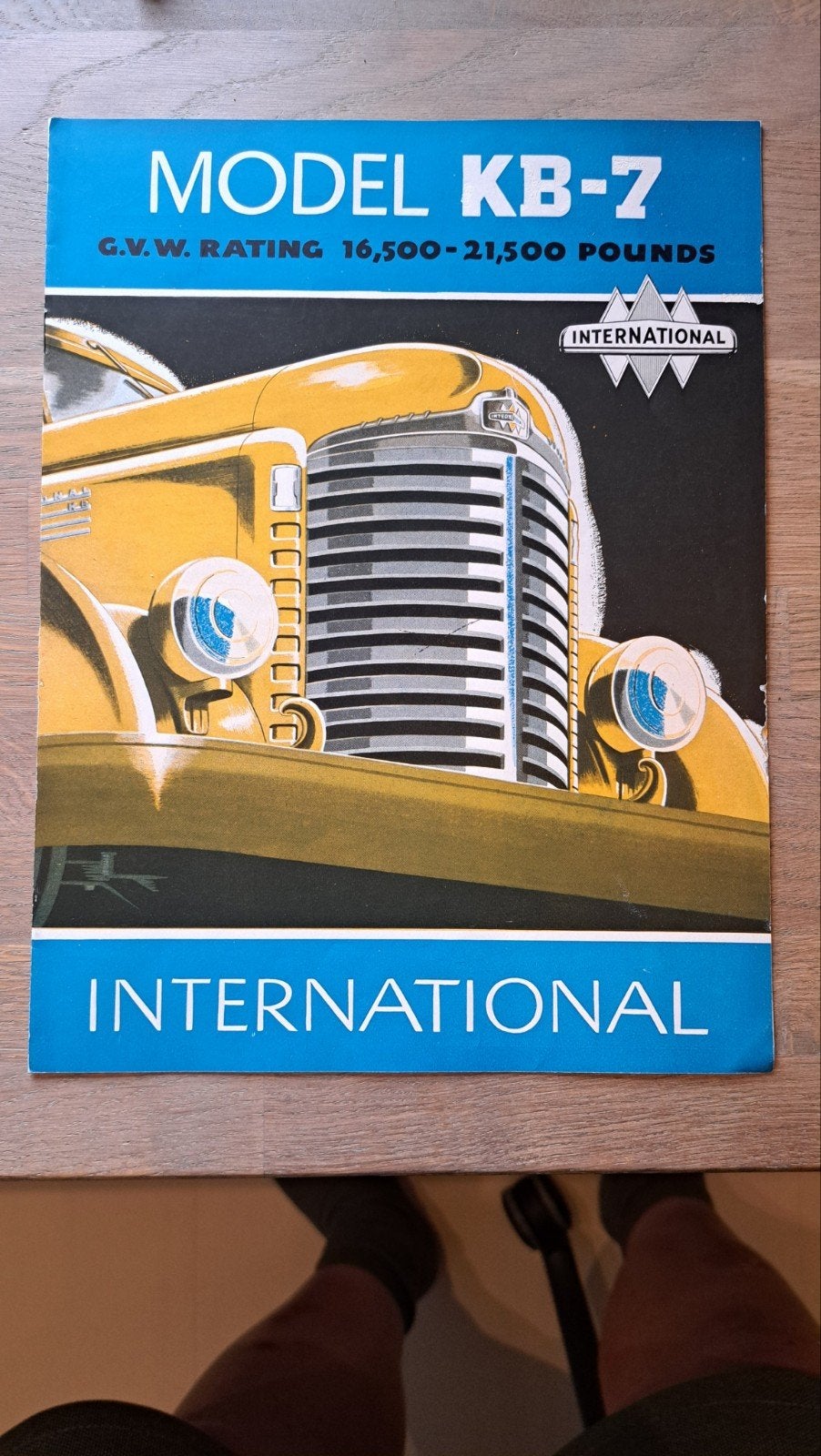 Zeer mooie folder International KB-7, Ophalen of Verzenden, Zo goed als nieuw, Overige merken