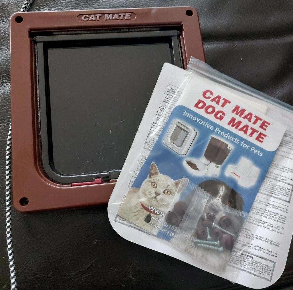 cat mate katten deur kattenluikje nieuw, Dieren en Toebehoren, Katten-accessoires, Ophalen, Nieuw