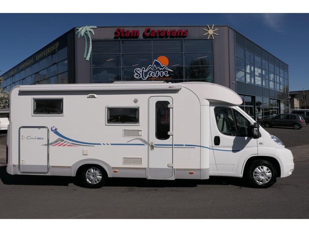 Adria Coral 660 SL enkele bedden, Caravans en Kamperen, Fiat, 6 tot 7 meter, Tot en met 3, 6 tot 7 meter