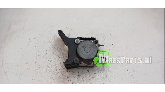 ABS Pomp van een Opel Corsa, Gebruikt, -, -, Opel