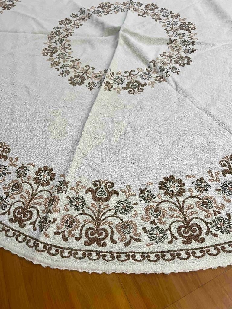 Tafelkleed geborduurd 150 cm, Gebruikt, Etten-Leur, Rond, DJT@dejuistetoon.eu