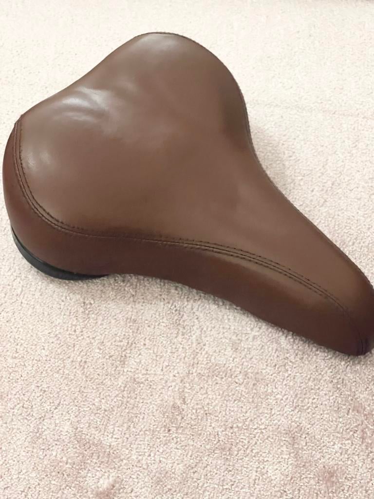 Comfortabel fietszadel met GEL vulling - Bruin, Ophalen of Verzenden, Zo goed als nieuw