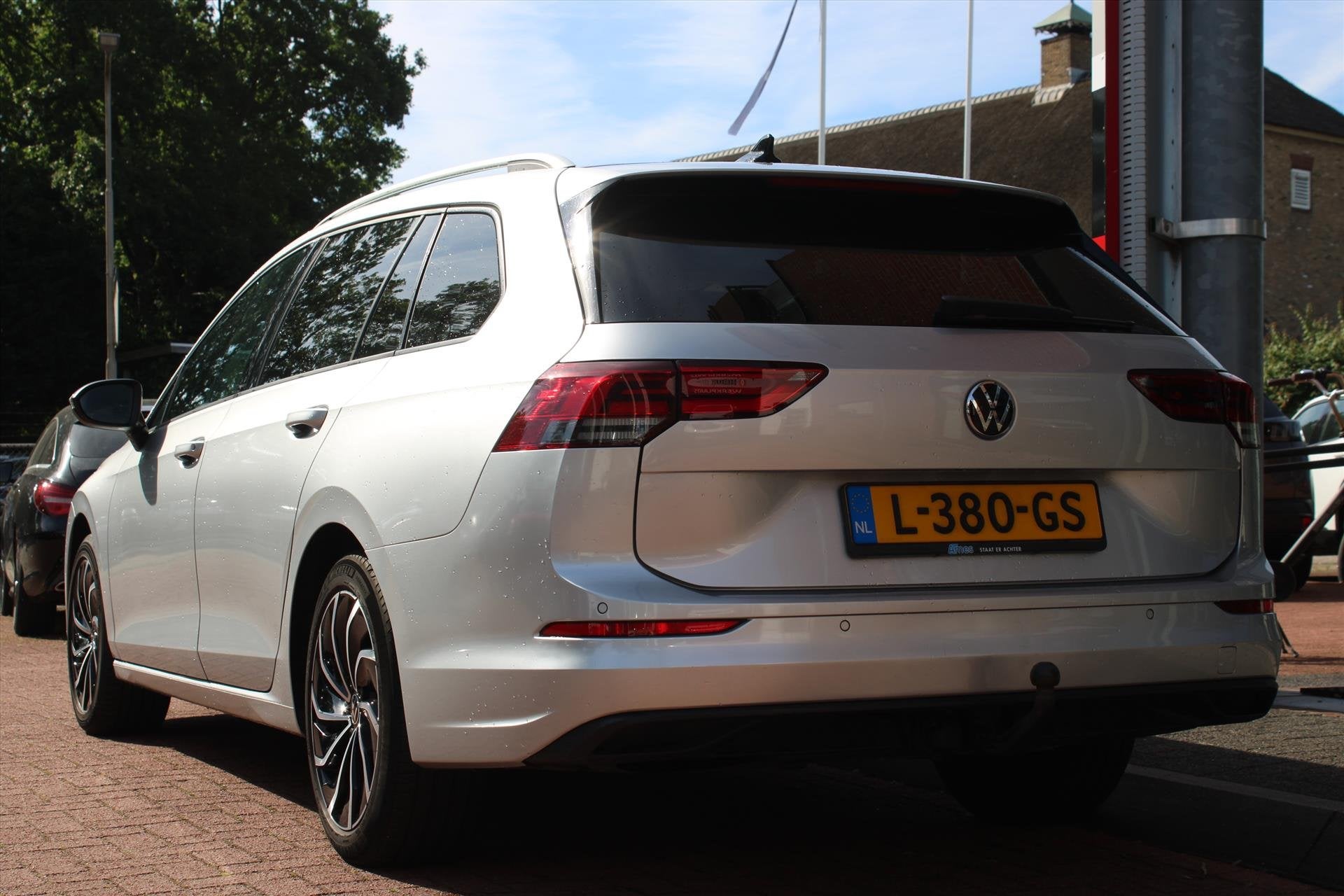 VOLKSWAGEN Golf Variant 1.0 eTSI Aut. *Life* | Trekhaak | Ca, Auto's, Automaat, Stof, Gebruikt, Origineel Nederlands