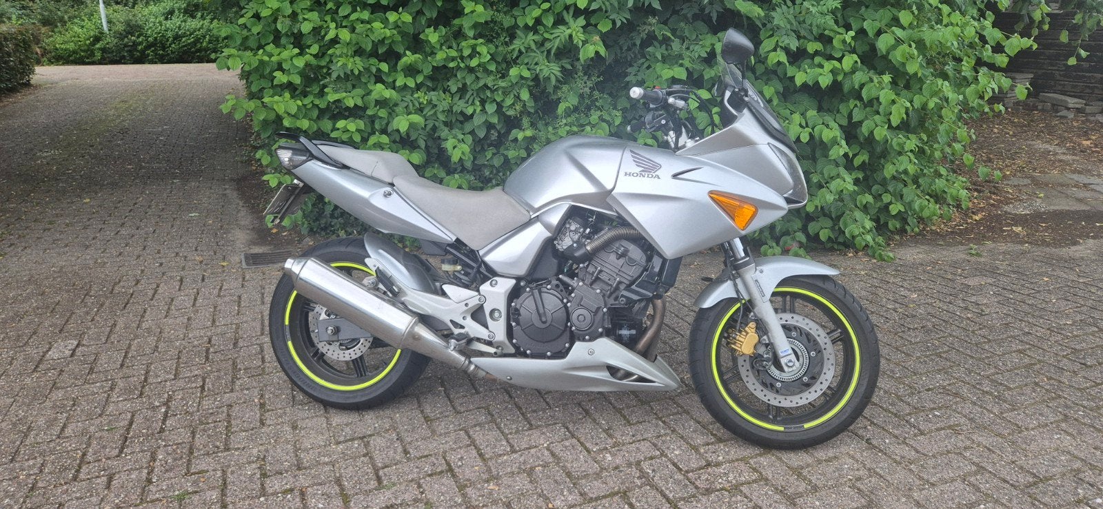 Honda cbf600 sa abs, Motoren, Motoren | Honda, Particulier, Toermotor, meer dan 35 kW, 4 cilinders, ABS, Handgeschakeld, Occasion