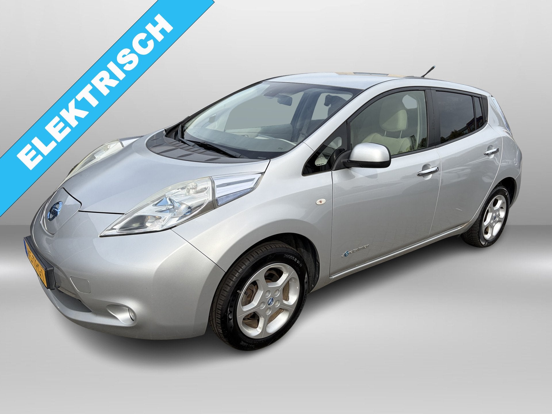 Nissan Leaf Base 24 kWh Thuis laadkabel | Nieuwe APK | Stori, Stof, Gebruikt, Beige, Origineel Nederlands