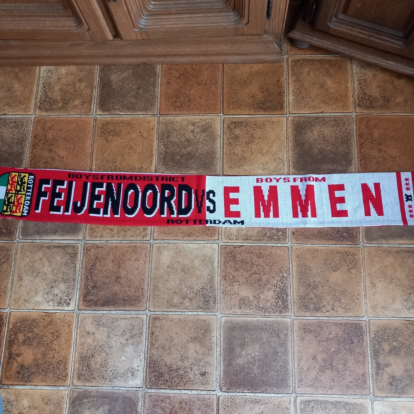 feyenoord-Emmen sjaal, Ophalen of Verzenden, Nieuw, Feyenoord, Vaantje of Sjaal