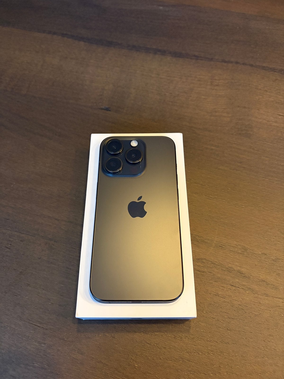 Apple iPhone 15 Pro 128GB Zwart Titanium – Zo goed als nieuw, Telecommunicatie, Mobiele telefoons | Apple iPhone, Ophalen, 128 GB
