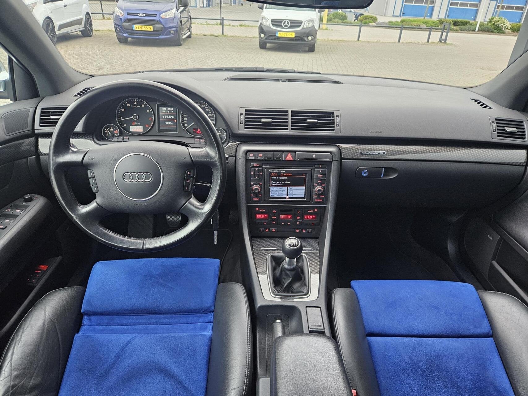 Audi A4 Limousine 4.2 V8 quattro S4 350pk Airco Cruise NAP, Gebruikt, Blauw, Origineel Nederlands, Bedrijf