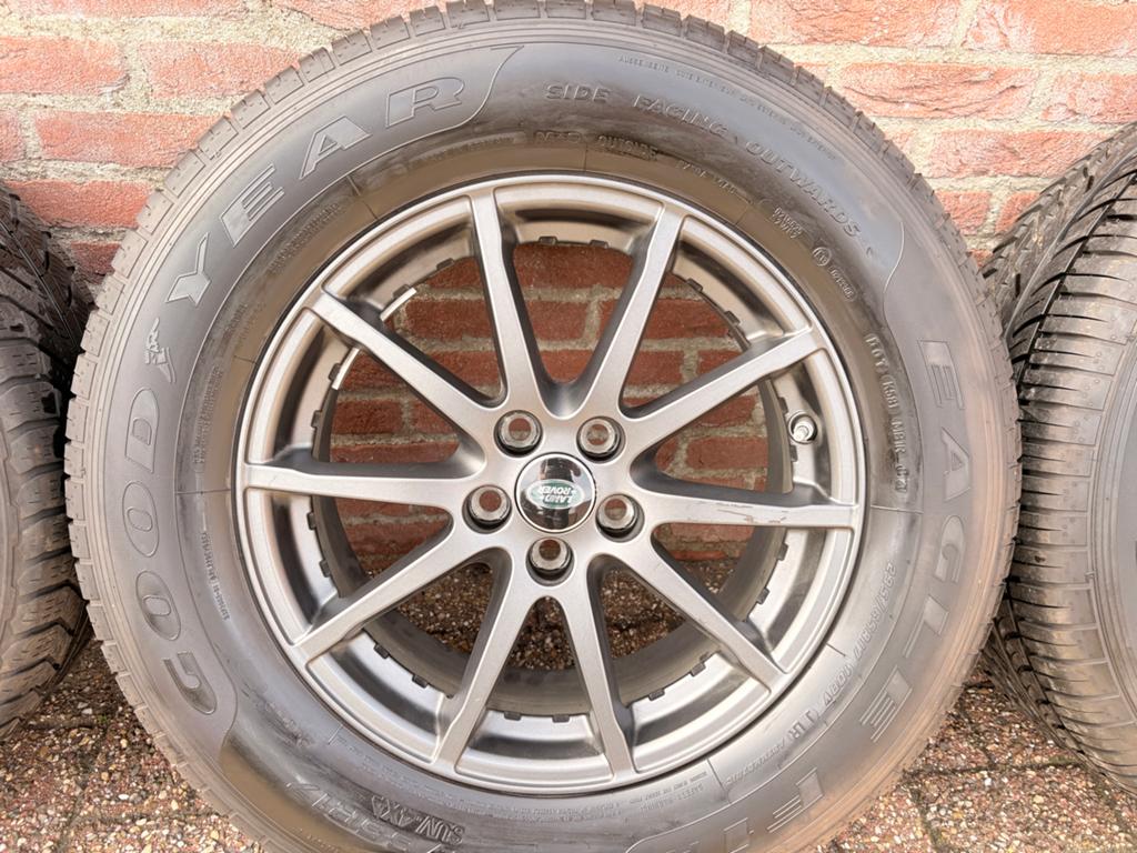 Originele Land Rover R17 M+S velgen K8D2-1007-AA, Goodyear, Ophalen, Gebruikt, Banden en Velgen, 17 inch