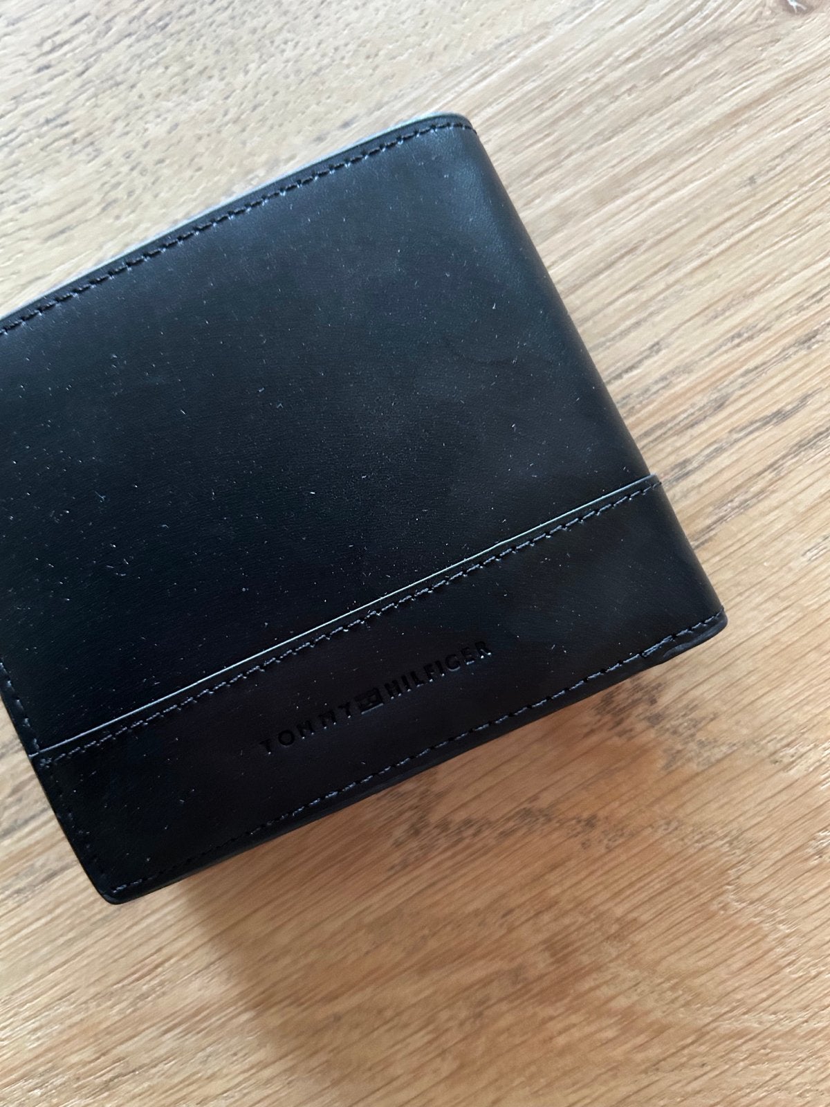 Tommy Hilfiger portemonnee - Zwart leer, Sieraden, Tassen en Uiterlijk, Portemonnees, Overige merken, Verzenden, Zwart, Nieuw
