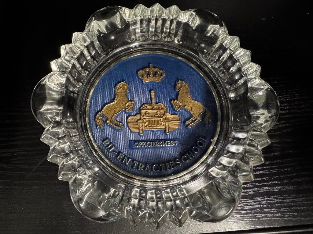 Asbak met onderzetter Rij & tractieschool, Ophalen of Verzenden, Landmacht, Nederland, Overige typen