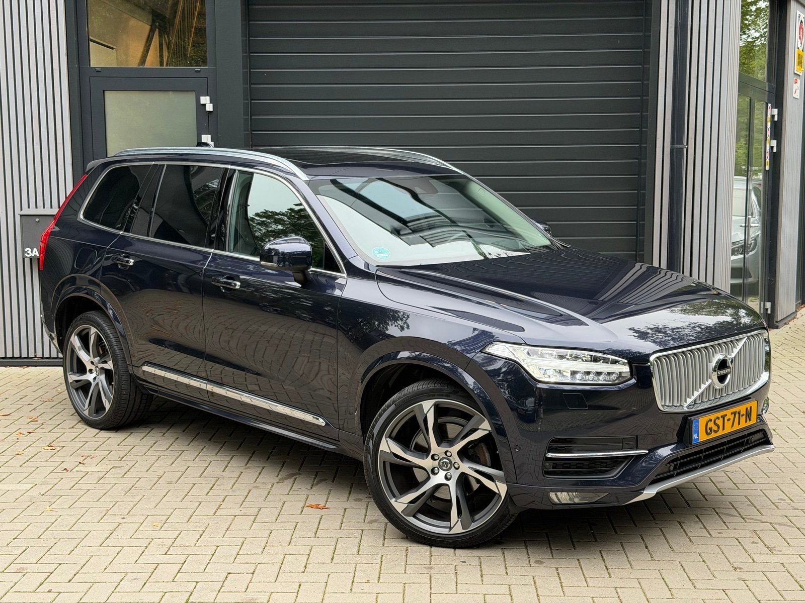 Volvo XC90 2.0 D5 AWD Inscription (bj 2016, automaat), Auto's, Gebruikt, Euro 6, 4 cilinders, Leder