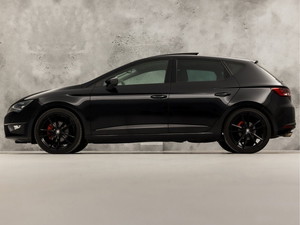 SEAT Leon 1.4 TSI ACT FR Dynamic Sport 150Pk Automaat (PANOR, Auto's, Seat, 12 maanden, 4 cilinders, Leon, Zwart