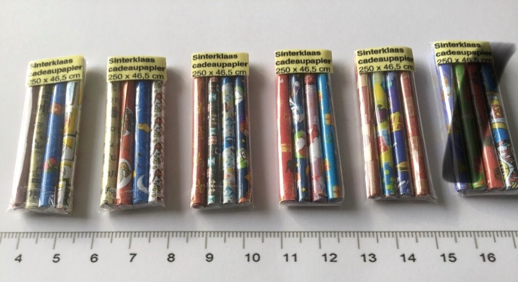 Poppenhuis miniaturen Sinterklaas inpakpapier 115, Ophalen of Verzenden, Nieuw, Poppenhuis