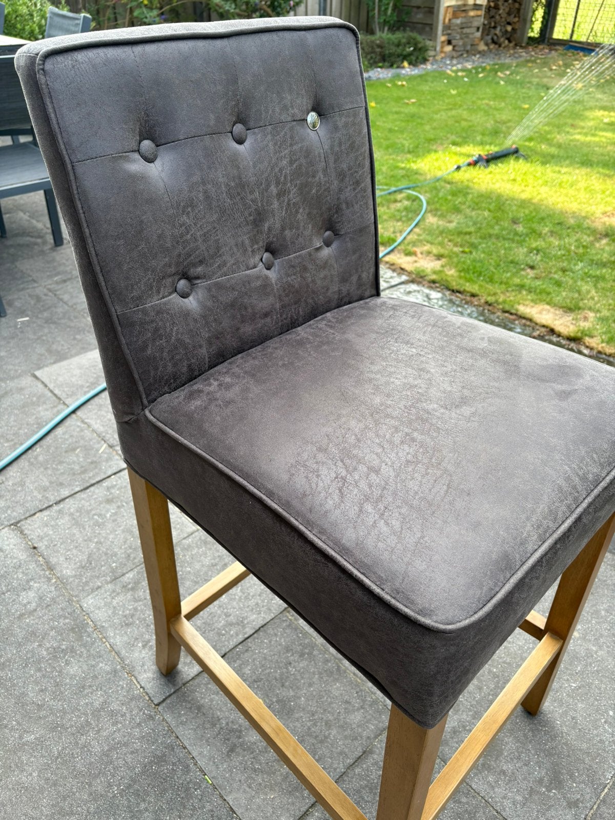 2 Maal bar stoelen van het merk Riviera maison, Huis en Inrichting, 2 krukken, Ophalen, Zo goed als nieuw, 60 tot 90 cm