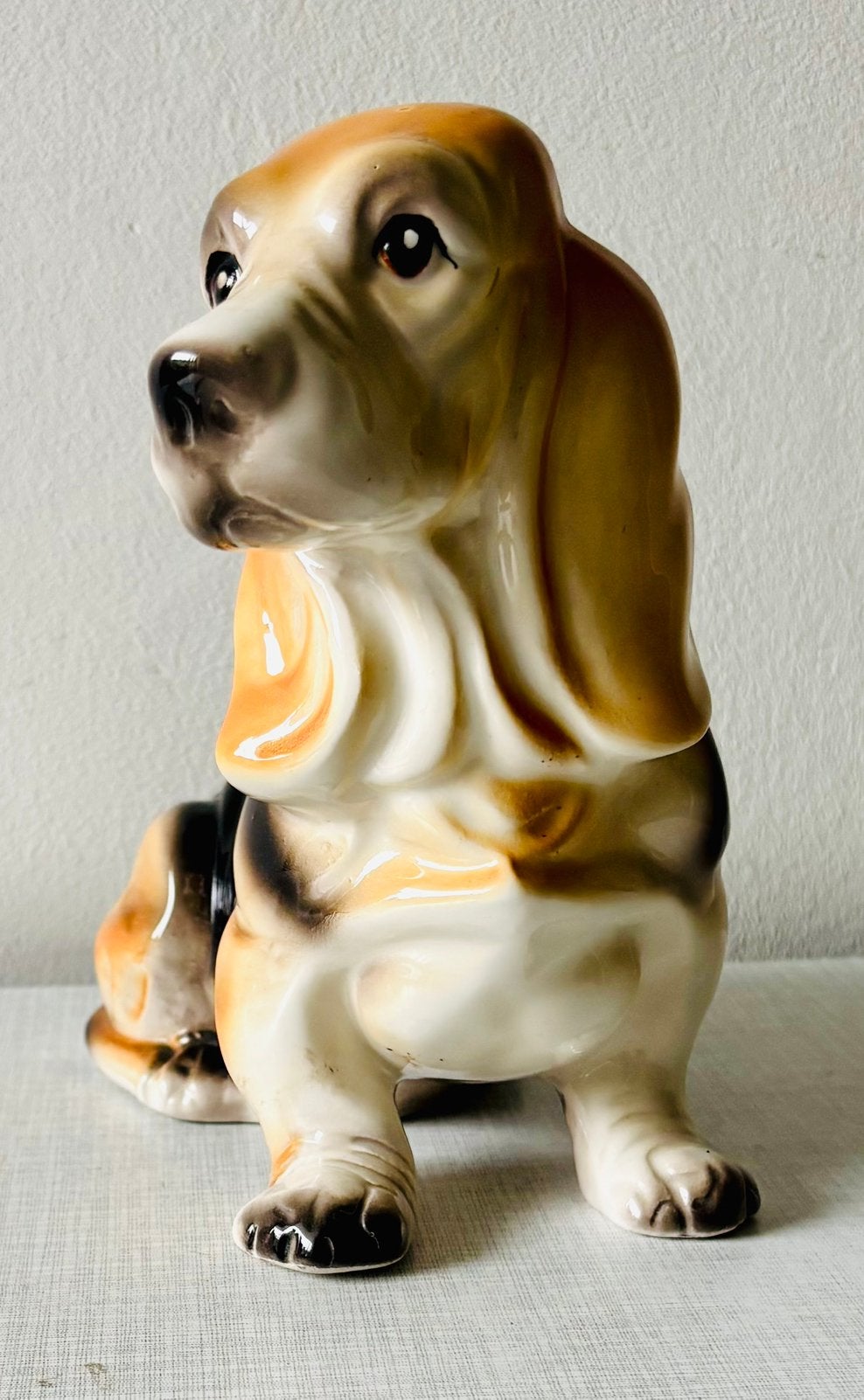 Vintage keramiek Basset Hond beeldje, Antiek en Kunst, Antiek | Keramiek en Aardewerk, Ophalen of Verzenden