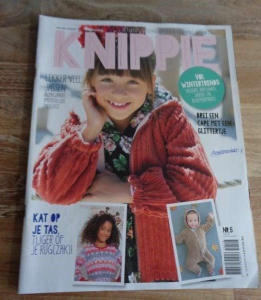 Knippie nr. 5 oktober november 2018 ook baby maat 44 t/m 176, Verzenden, Zo goed als nieuw, Kind, Knippie