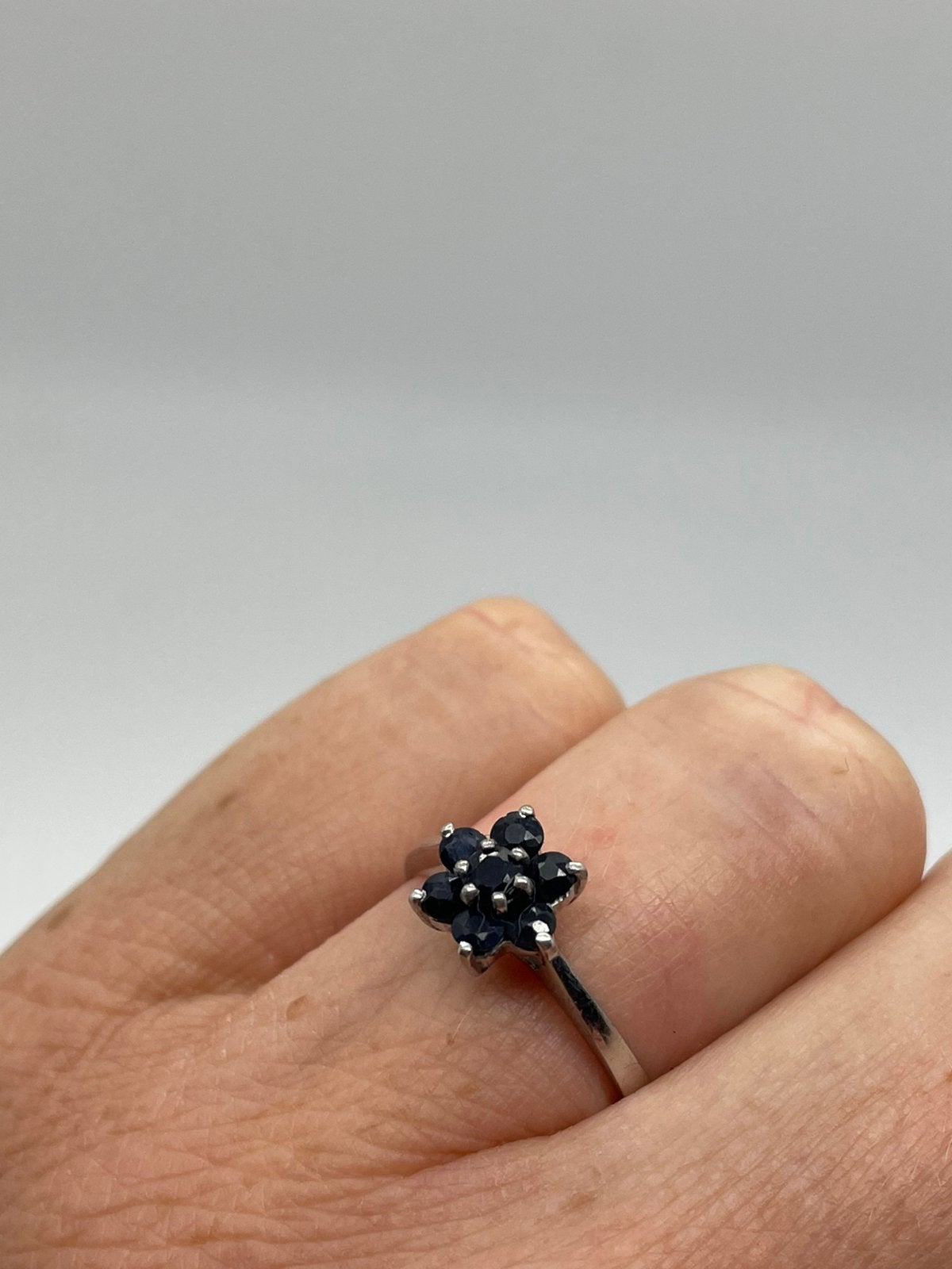 G70 Prachtige zilveren ring blauwe saffier maat 18, Ophalen of Verzenden, Zilver, Ring, Met edelsteen