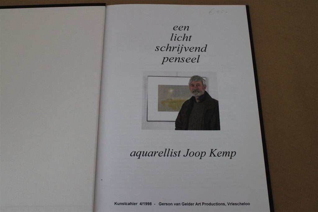 Een licht schrijvend penseel. Aquarellist Joop Kemp., Boeken, Kunst en Cultuur | Beeldend, Ophalen of Verzenden, Zo goed als nieuw
