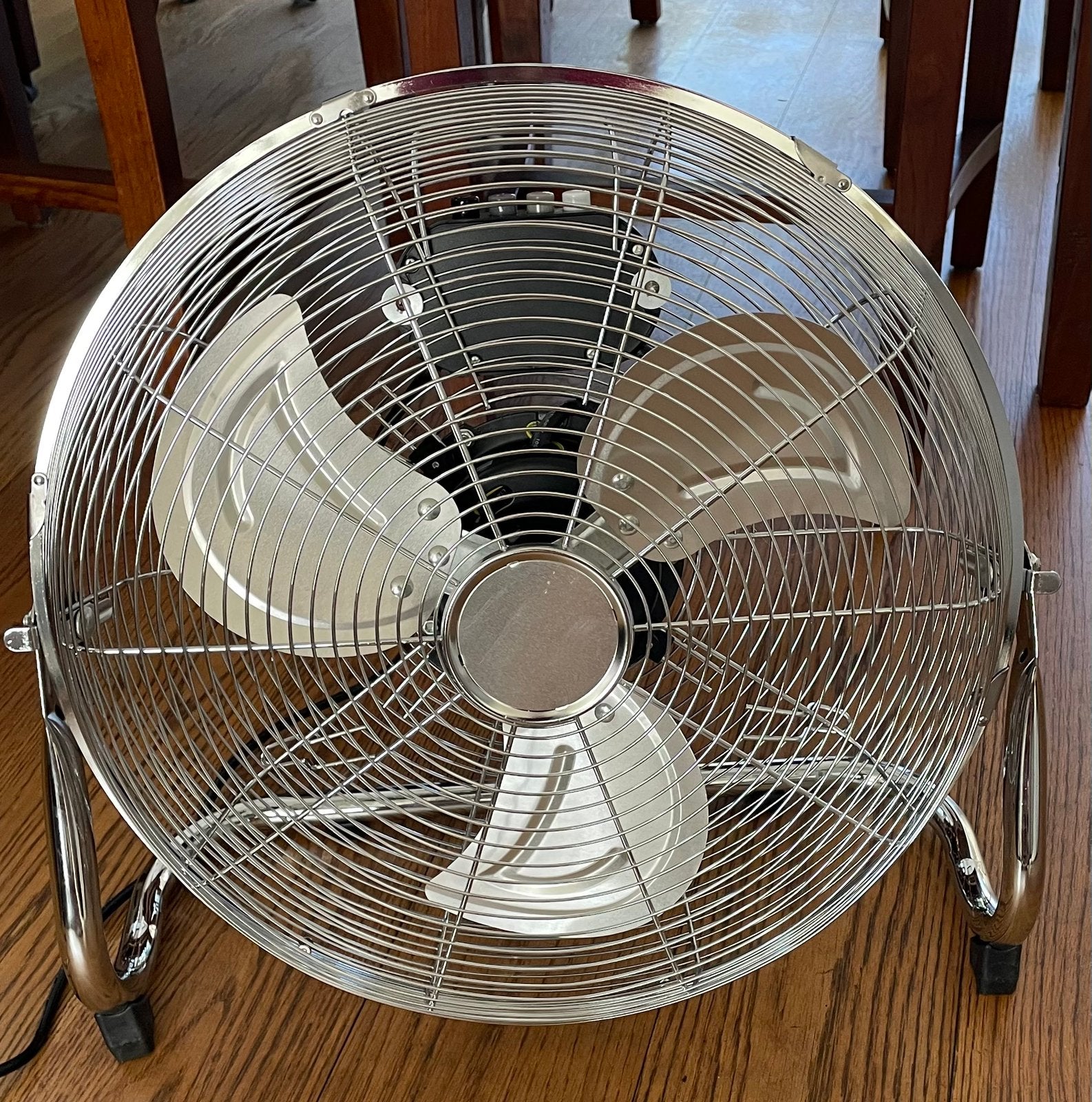 Vloerventilator 80 Watt, 50x50 cm, Witgoed en Apparatuur, Ventilatoren, Ophalen of Verzenden, Zo goed als nieuw, Vloerventilator