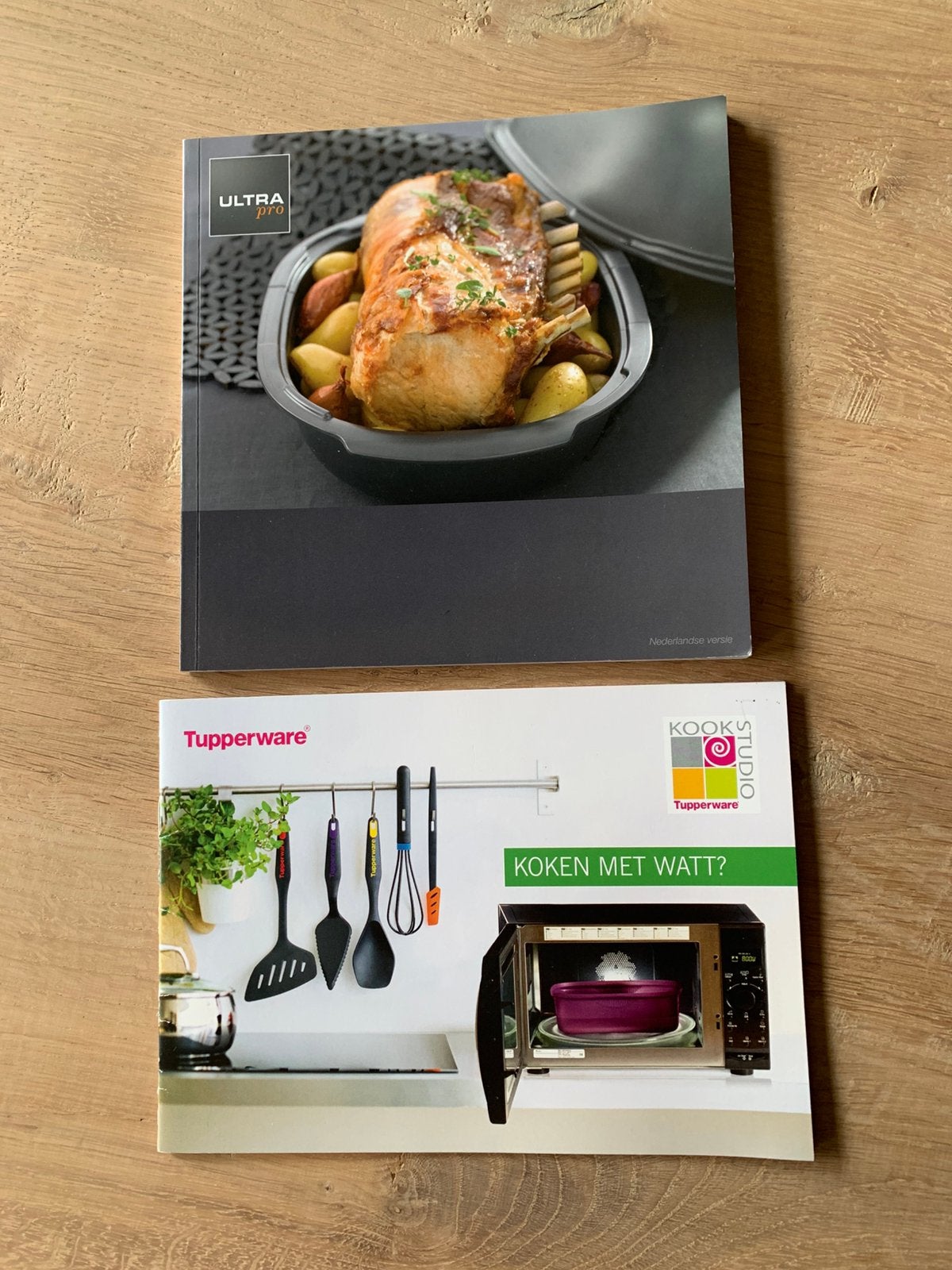 Tupperware receptenboekjes Ultra Pro en kolken met WATT?, Ophalen of Verzenden, Zo goed als nieuw, Overige typen
