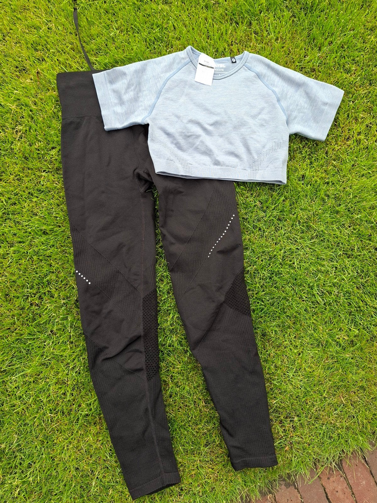 AYBL sporttop en H&M sportbroek maat S, Zwart, Ophalen of Verzenden, Fitness of Aerobics, Gedragen