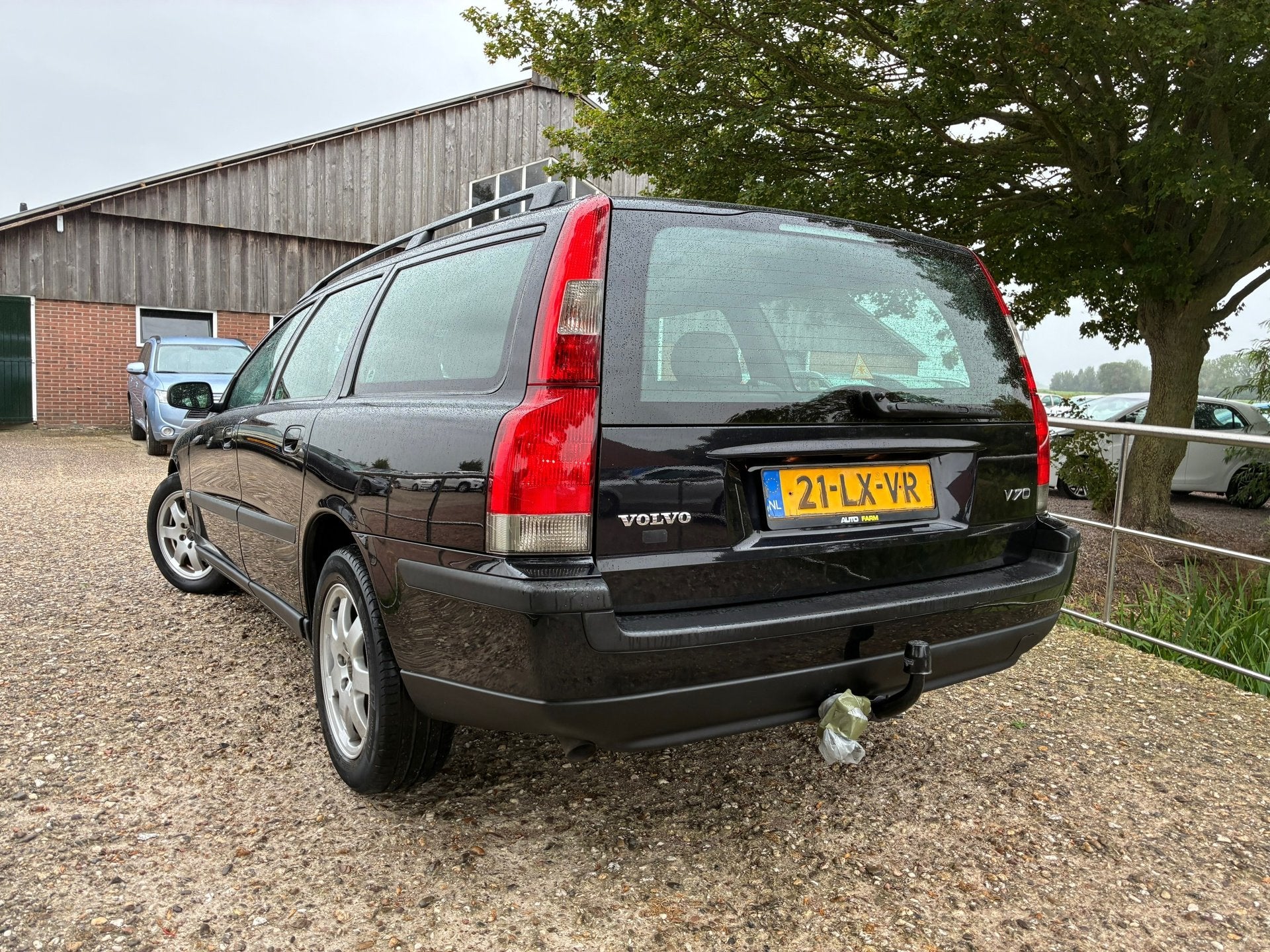 Volvo V70 2.4 Comfort Line | 04-2027 APK + Clima + Cruise Nu, Auto's, Volvo, 1556 kg, Stof, Zwart, Zwart