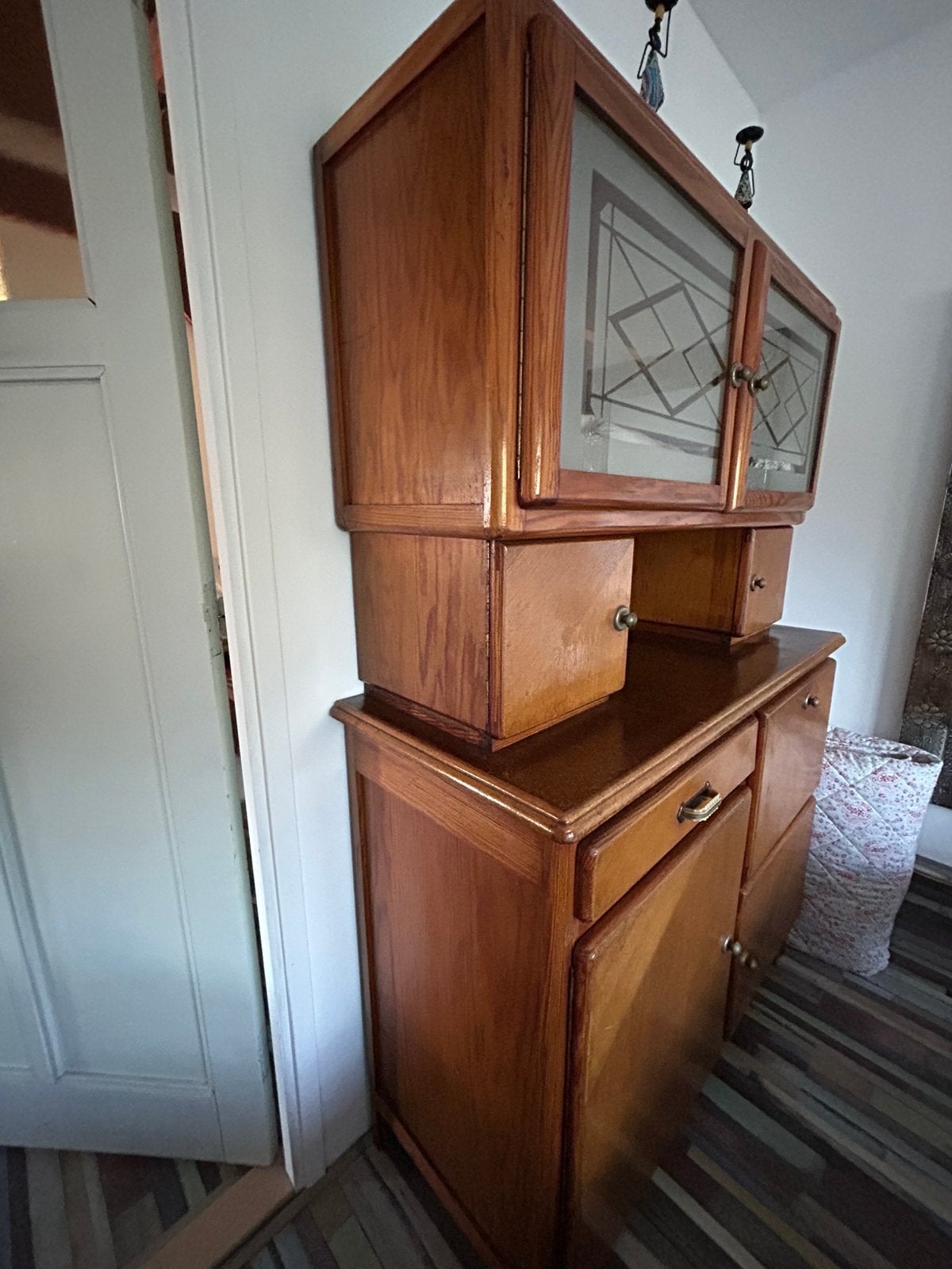 Kast. gereserveerd, Antiek en Kunst, Ophalen of Verzenden