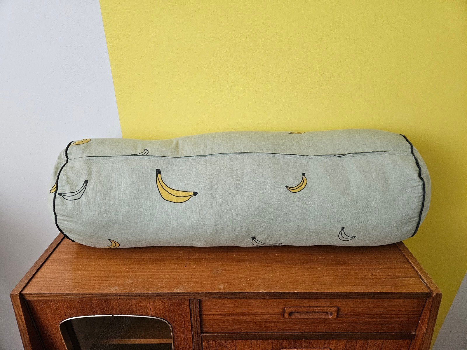 Leuke kussenrol met bananen print, Ophalen, Cilindervormig, Rolkussen, Afneembare hoes