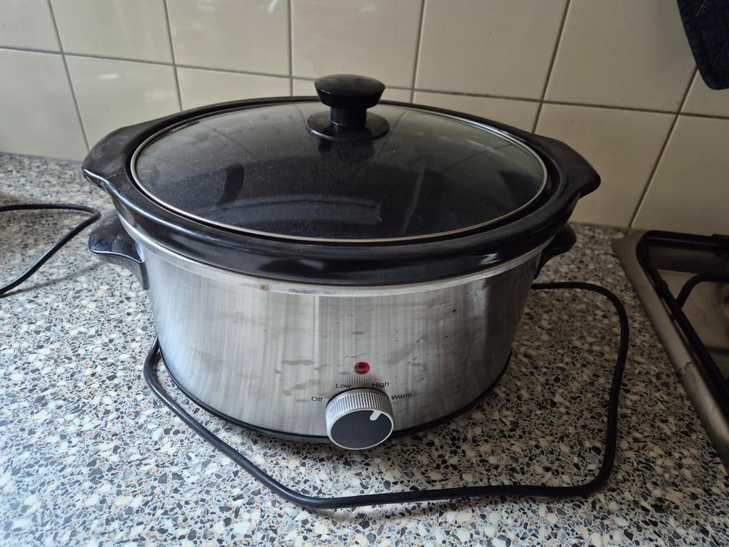 Slowcooker, grote inhoud. Keramiek binnenwerk., Witgoed en Apparatuur, Slowcookers, Ophalen, Vaatwasmachinebestendig, Zo goed als nieuw