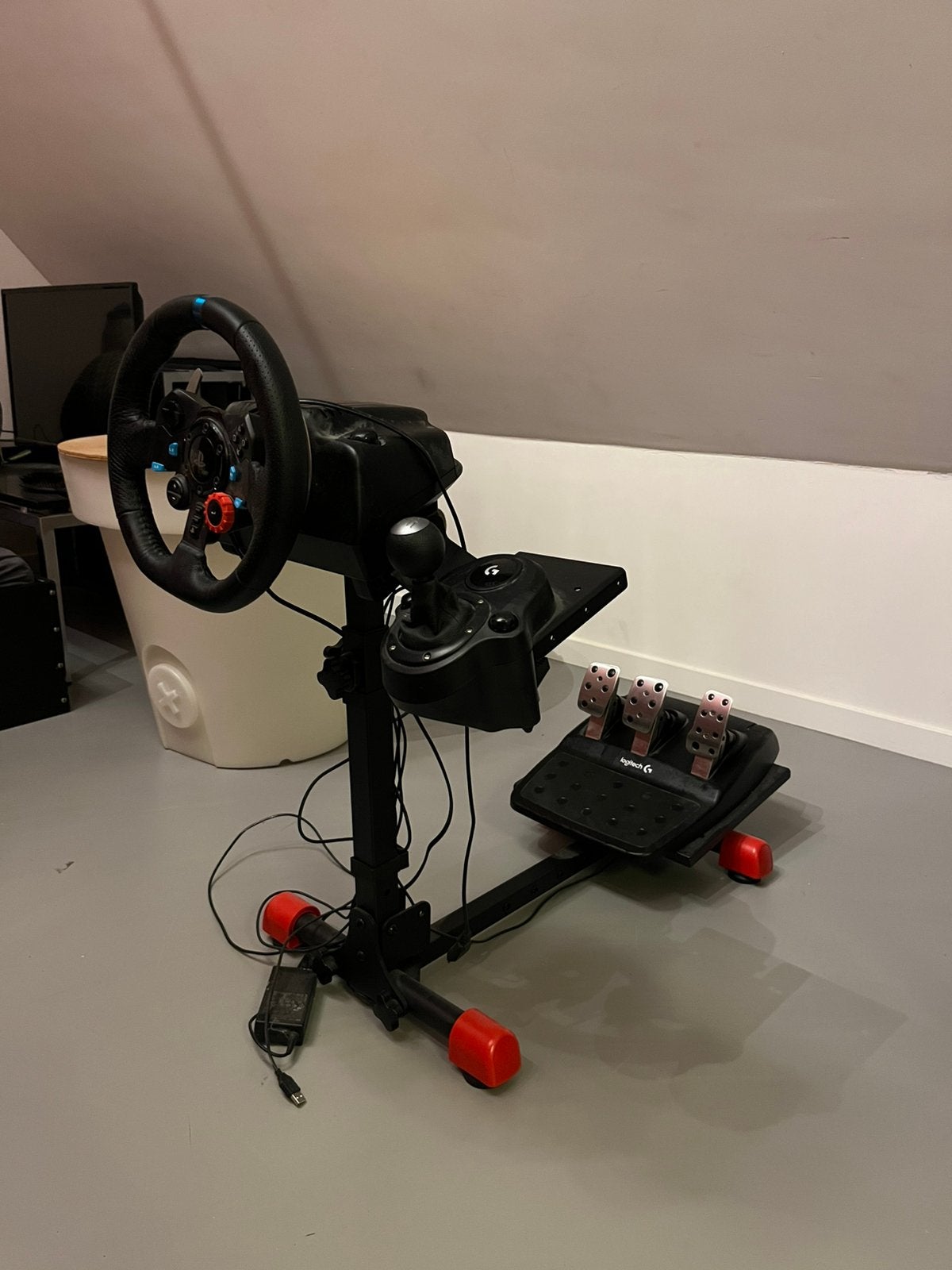 Logitech G29 stuur met schakelpook en pedalen, Spelcomputers en Games, 1 speler, Racen en Vliegen, Ophalen of Verzenden, Zo goed als nieuw