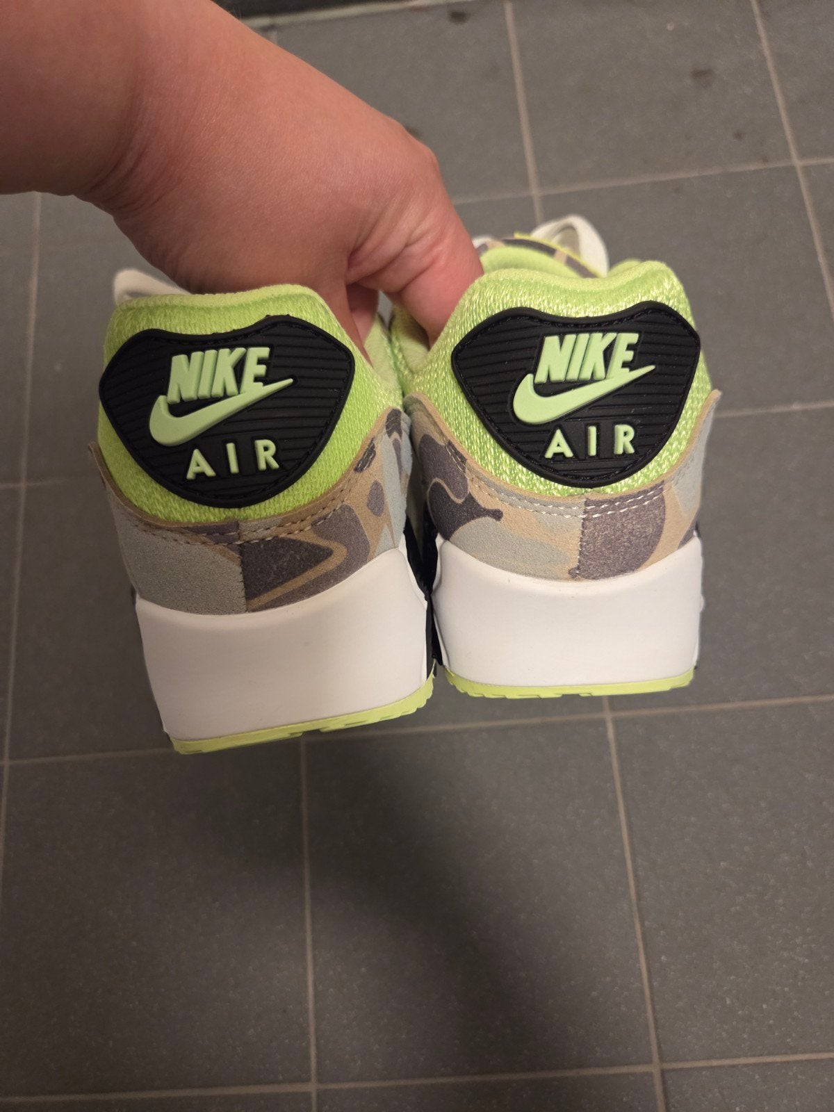 Nike Air Max schoenen, Ophalen, Sneakers of Gympen, Zo goed als nieuw, Groen